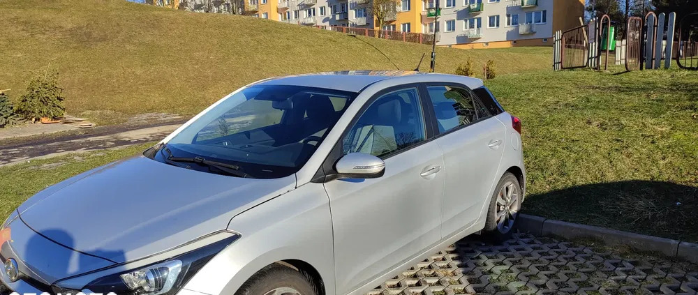 hyundai lubelskie Hyundai i20 cena 33200 przebieg: 54000, rok produkcji 2015 z Lublin